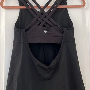 Lululemon top with built in sports bra